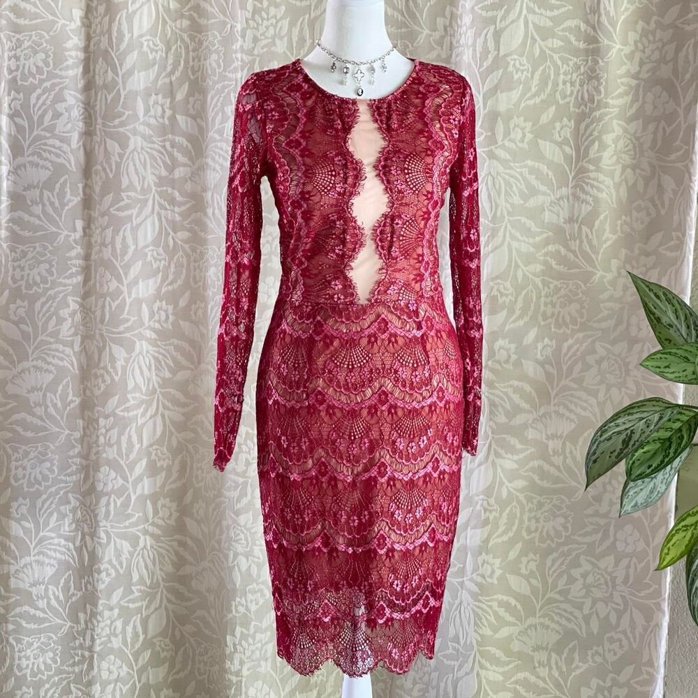 Charlotte Russe Burgundy Lace Illusion Bodycon Dress Long Sleeve‎ Scallop Hem M